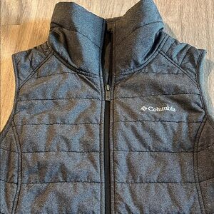 Columbia Gray Quilted Vest